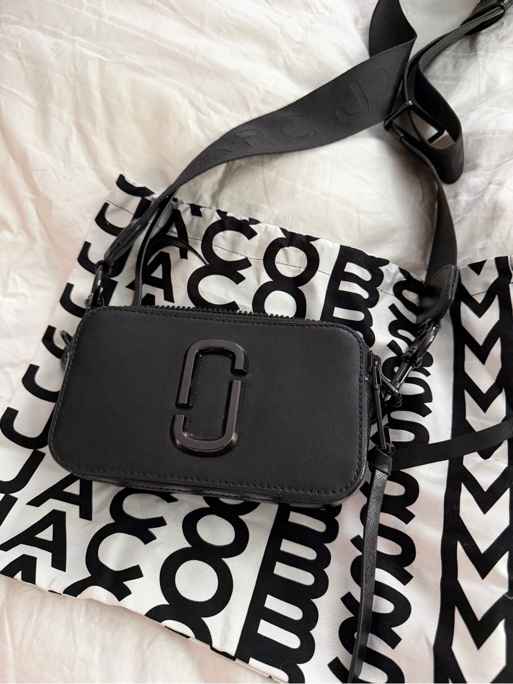 Marc Jacobs Black Snapshot Camera Bag LIKE NEW